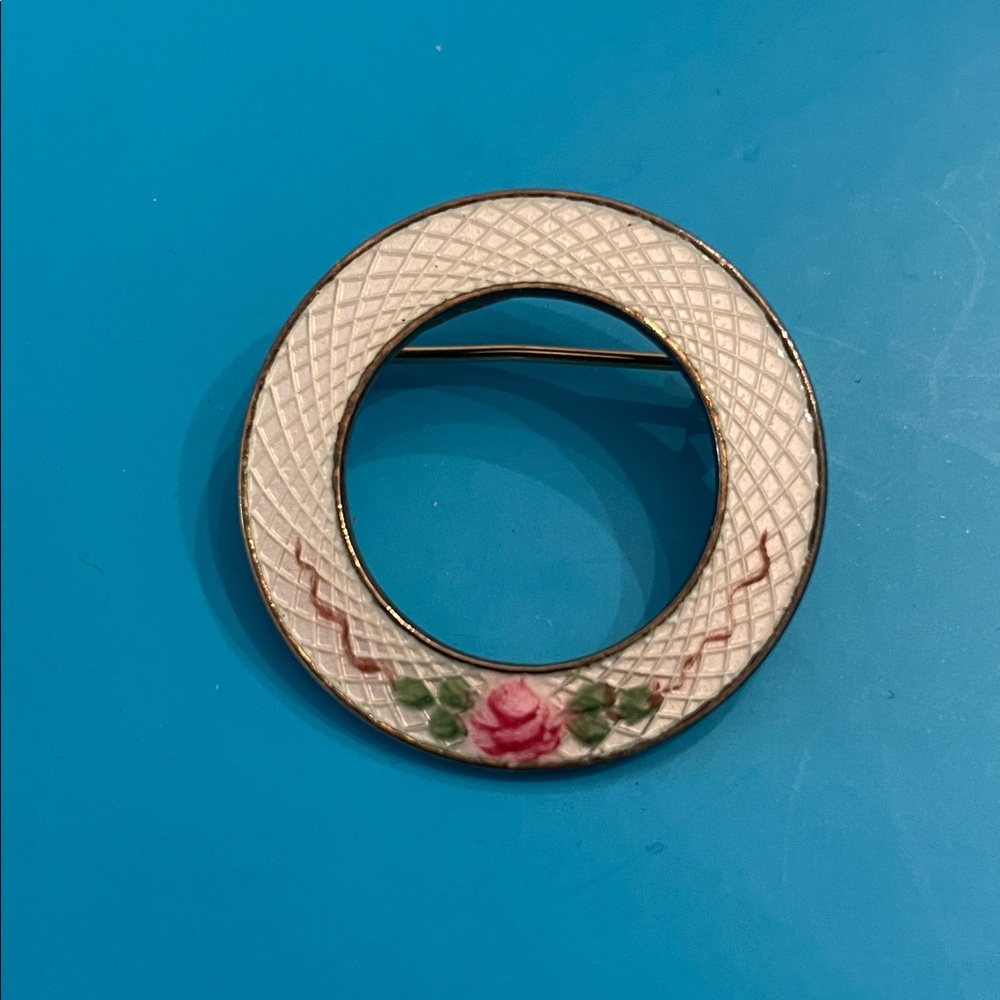 Vintage Elegant White and Pink Enamel Brooch